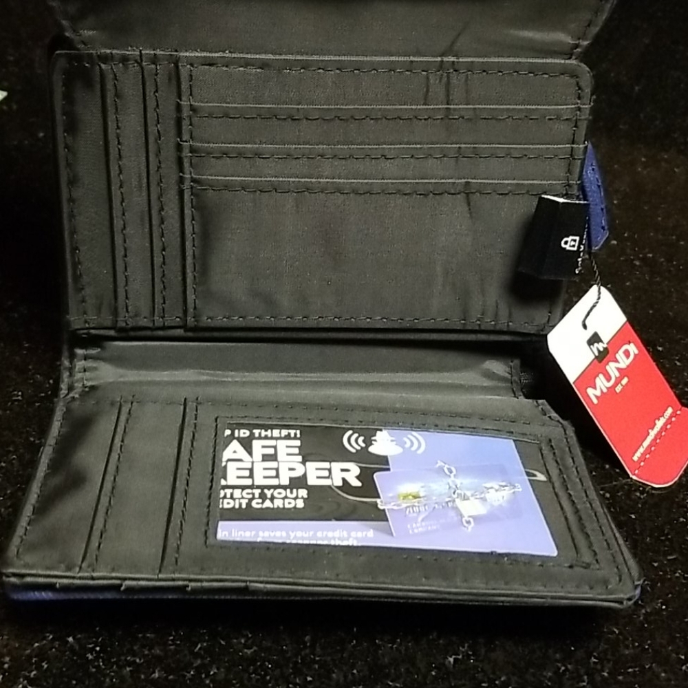 Mundi Wallet - Picture 3 of 9